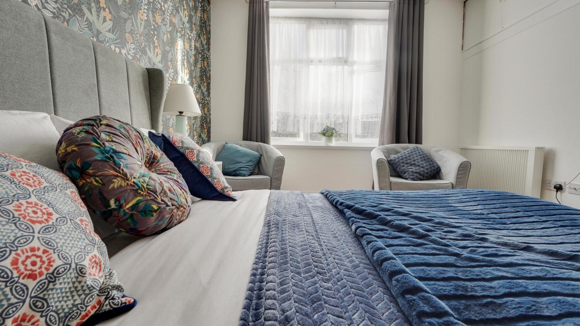 Place To Stay In Longbridge Barking  Kültér fotó